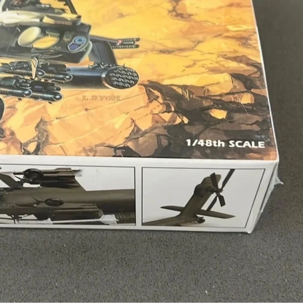 Academy McDonnell-Douglas AH-64A Apache Helicopter  1:48 Model Kit # 2115